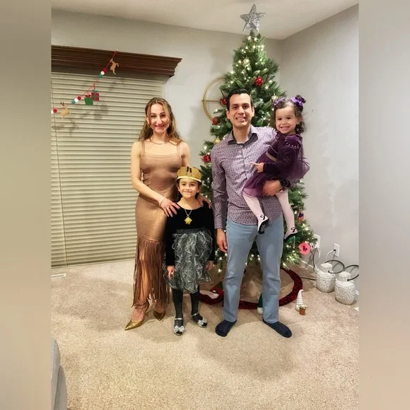 GUESS by marciano Gold Muse Bandage Gown size Xs - Picture 10 of 10